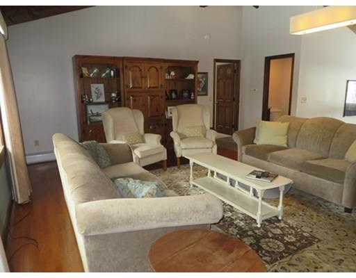 5 N Hillside Rd, South Deerfield, MA 01373 photo 13
