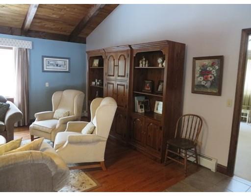 5 N Hillside Rd, South Deerfield, MA 01373 photo 6