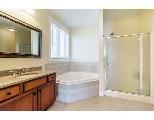 13 Regency Dr, Dracut, MA 01826 photo 14