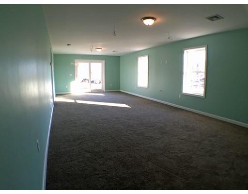 183 Henry St, Fall River, MA 02721 photo 17