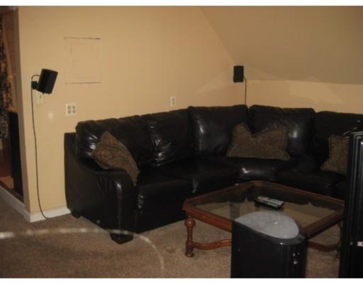 10 Myrtle St, Chicopee, MA 01013 photo 15