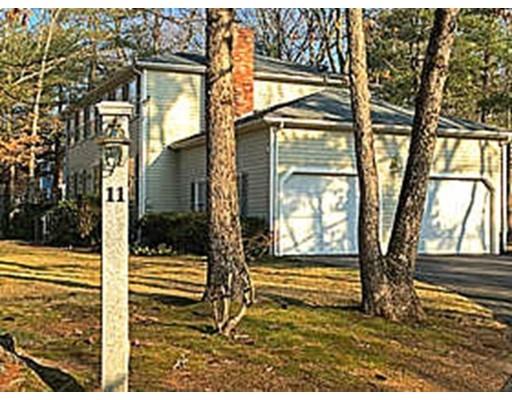 11 Crestview Dr, Millis, MA 02054 photo 2