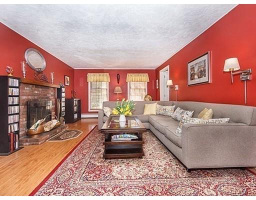 11 Crestview Dr, Millis, MA 02054 photo 10