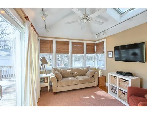 36 Bertram St, Beverly, MA 01915 photo 10