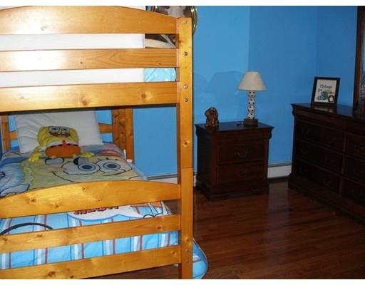 56 Oliver St, Fall River, MA 02724 photo 5