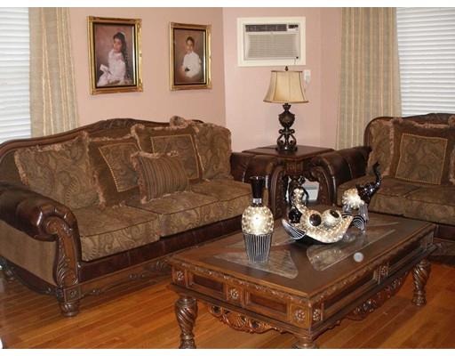 56 Oliver St, Fall River, MA 02724 photo 2