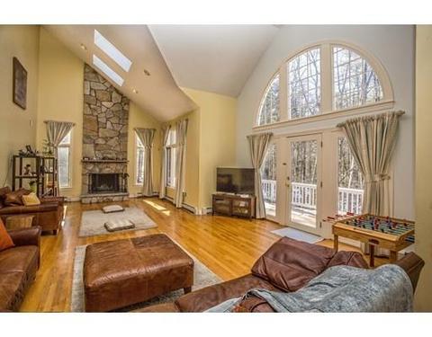 153 Walpole St, Dover, MA 02030 photo 5