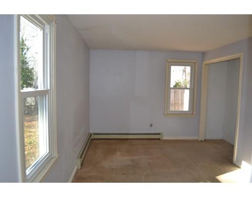 107 Oakview Ter, Hyannis, MA 02601 photo 13