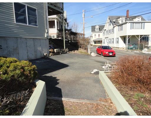 44 Summer St, Gloucester, MA 01930 photo 3