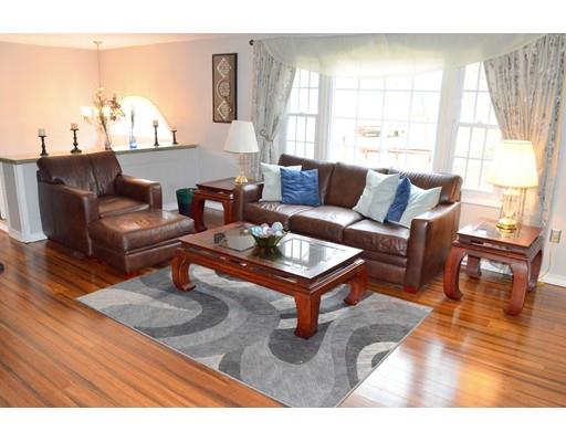 225 Bridge St, Raynham, MA 02767 photo 4