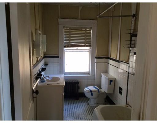 24 Germain St, Worcester, MA 01602 photo 5