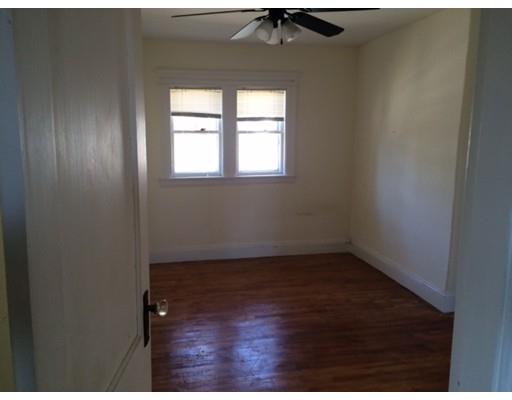 24 Germain St, Worcester, MA 01602 photo 6