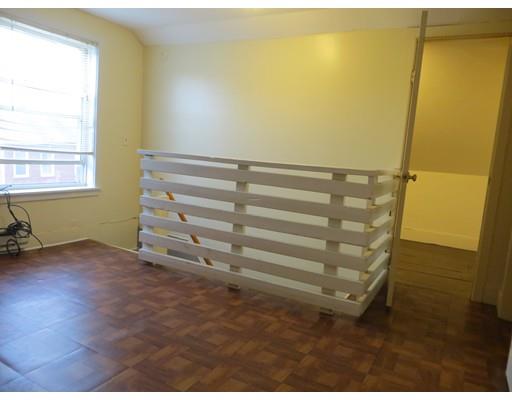 49 Dwight St, Chicopee, MA 01013 photo 13
