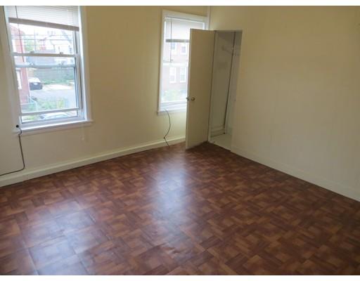 49 Dwight St, Chicopee, MA 01013 photo 12