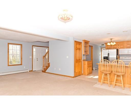 168 Warren, Townsend, MA 01469 photo 4
