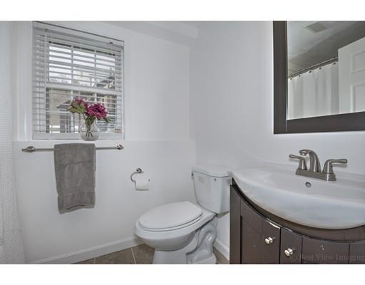 4 Holly Ter, Worcester, MA 01607 photo 20