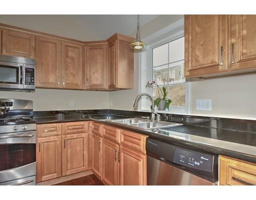 4 Holly Ter, Worcester, MA 01607 photo 8