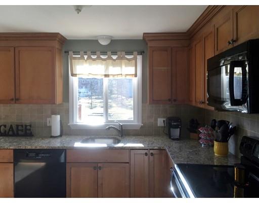 32 Smith St, Attleboro, MA 02703 photo 9