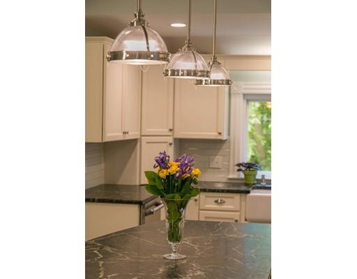 24 Appleton St, Somerville, MA 02144 photo 2