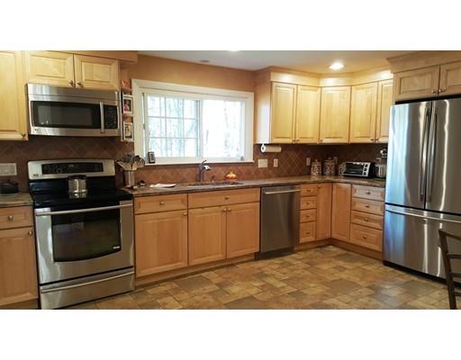 59 Locust Ln, Needham, MA 02492 photo 4
