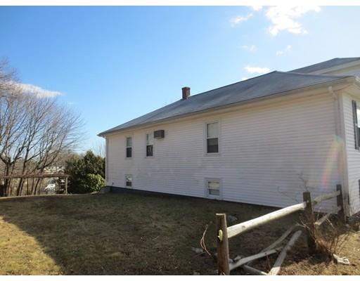 134 Mccloskey St, Fall River, MA 02723 photo 4