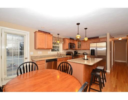2 Hilma St, Worcester, MA 01606 photo 2