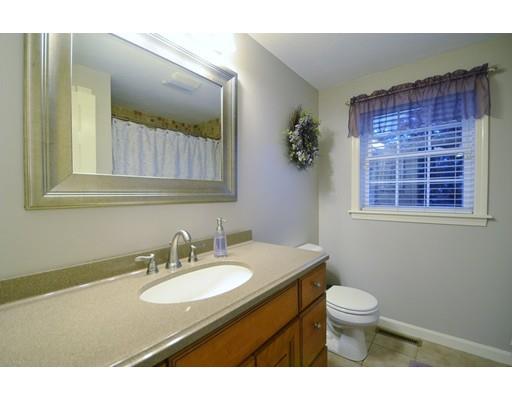 2 Hilma St, Worcester, MA 01606 photo 11