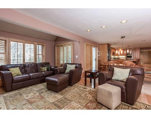 22 Quail Run, Canton, MA 02021 photo 10