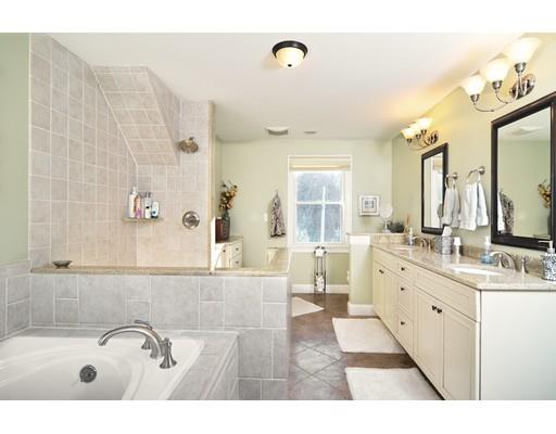 38 Canterbury St, Hingham, MA 02043 photo 16
