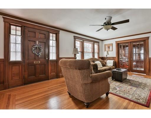 42 Conant St, Danvers, MA 01923 photo 4