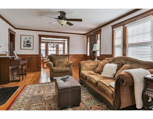 42 Conant St, Danvers, MA 01923 photo 3