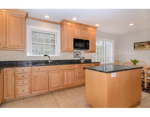 2 Conrick Ln, Dover, MA 02030 photo 8