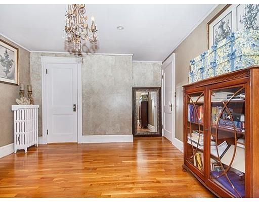 28 Upton St, Quincy, MA 02169 photo 5