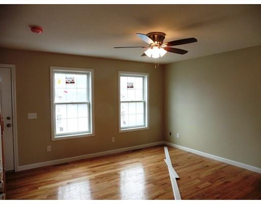82 Savoy Ave, Springfield, MA 01104 photo 3