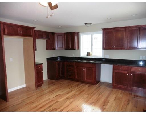 82 Savoy Ave, Springfield, MA 01104 photo 6