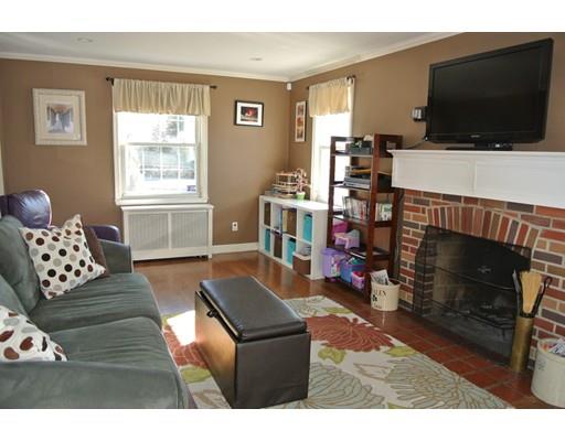 107 Whitmarsh Ave, Worcester, MA 01606 photo 13