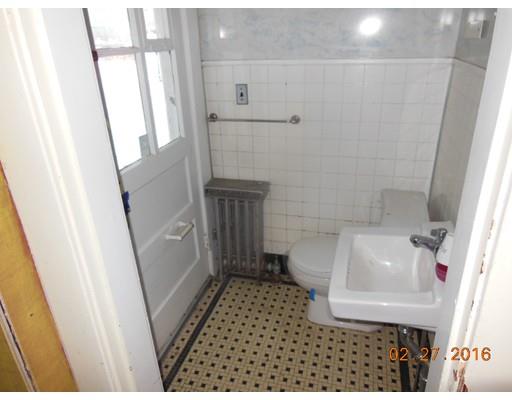 723 White St, Springfield, MA 01108 photo 6