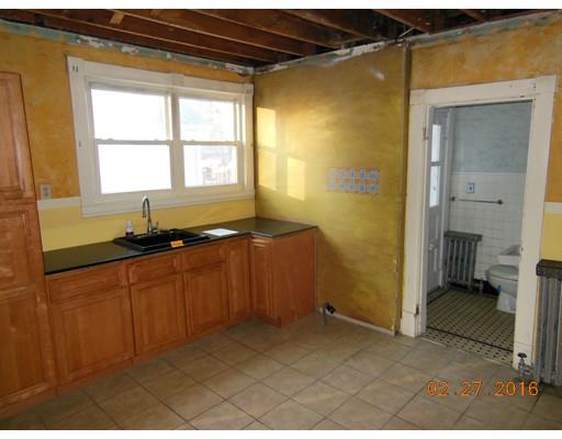 723 White St, Springfield, MA 01108 photo 5