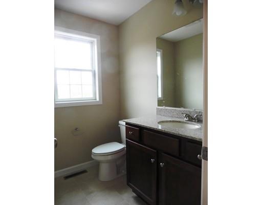 104 Lamont, Springfield, MA 01119 photo 8