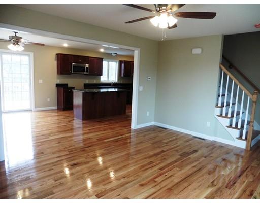 122 Ambrose, Springfield, MA 01119 photo 3