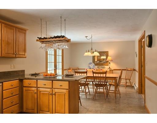 21 Laurelwoods Dr, Townsend, MA 01474 photo 7