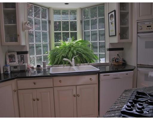 17 Drury Ln, Worcester, MA 01609 photo 8