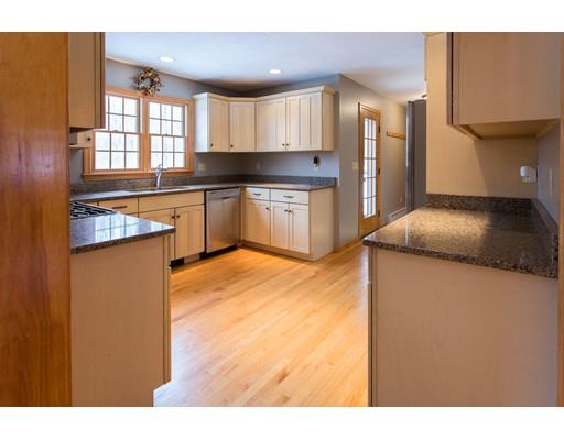 2147 Greenwich Rd, Hardwick, MA 01037 photo 3