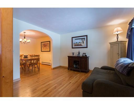 2147 Greenwich Rd, Hardwick, MA 01037 photo 9
