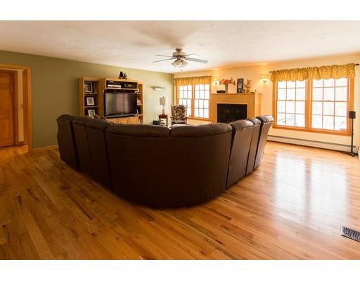 2147 Greenwich Rd, Hardwick, MA 01037 photo 5