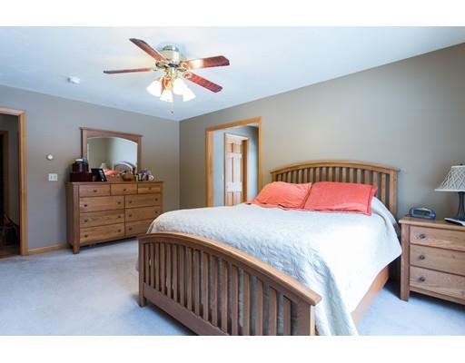 2147 Greenwich Rd, Hardwick, MA 01037 photo 10