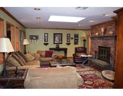 19 Lantern Ln, Worcester, MA 01609 photo 7