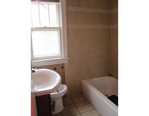 84 Grandview St, Springfield, MA 01118 photo 7