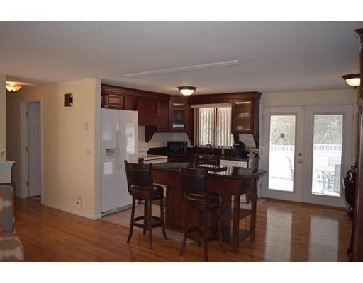 35 Wychunas Ave, Buzzards Bay, MA 02532 photo 5