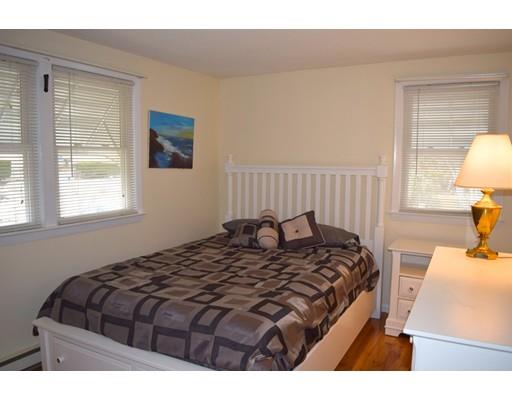 35 Wychunas Ave, Buzzards Bay, MA 02532 photo 9